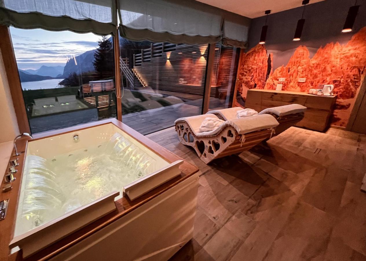 Agriturismo Ai Castioni Molveno Bagian luar foto