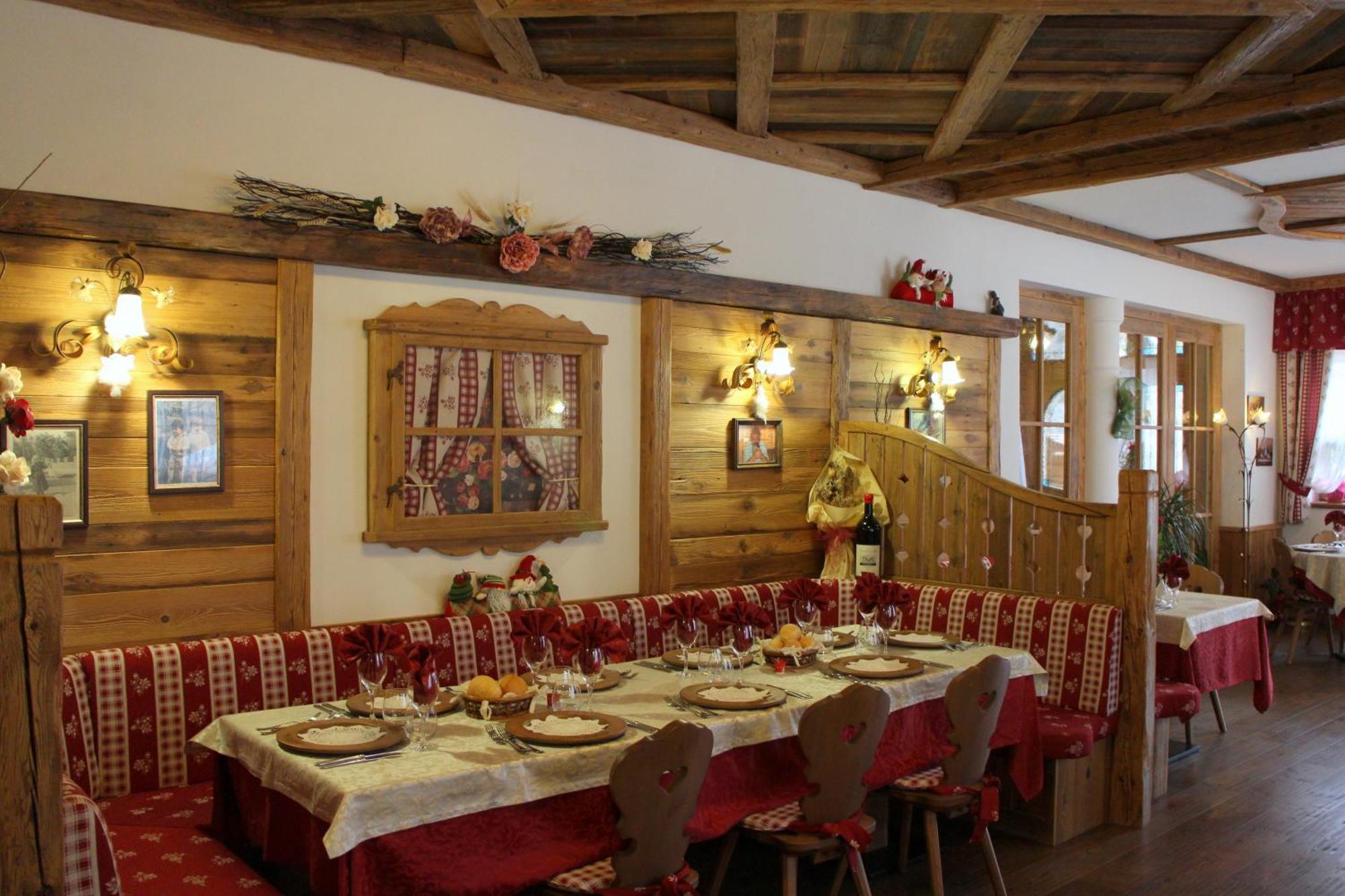 Agriturismo Ai Castioni Molveno Bagian luar foto