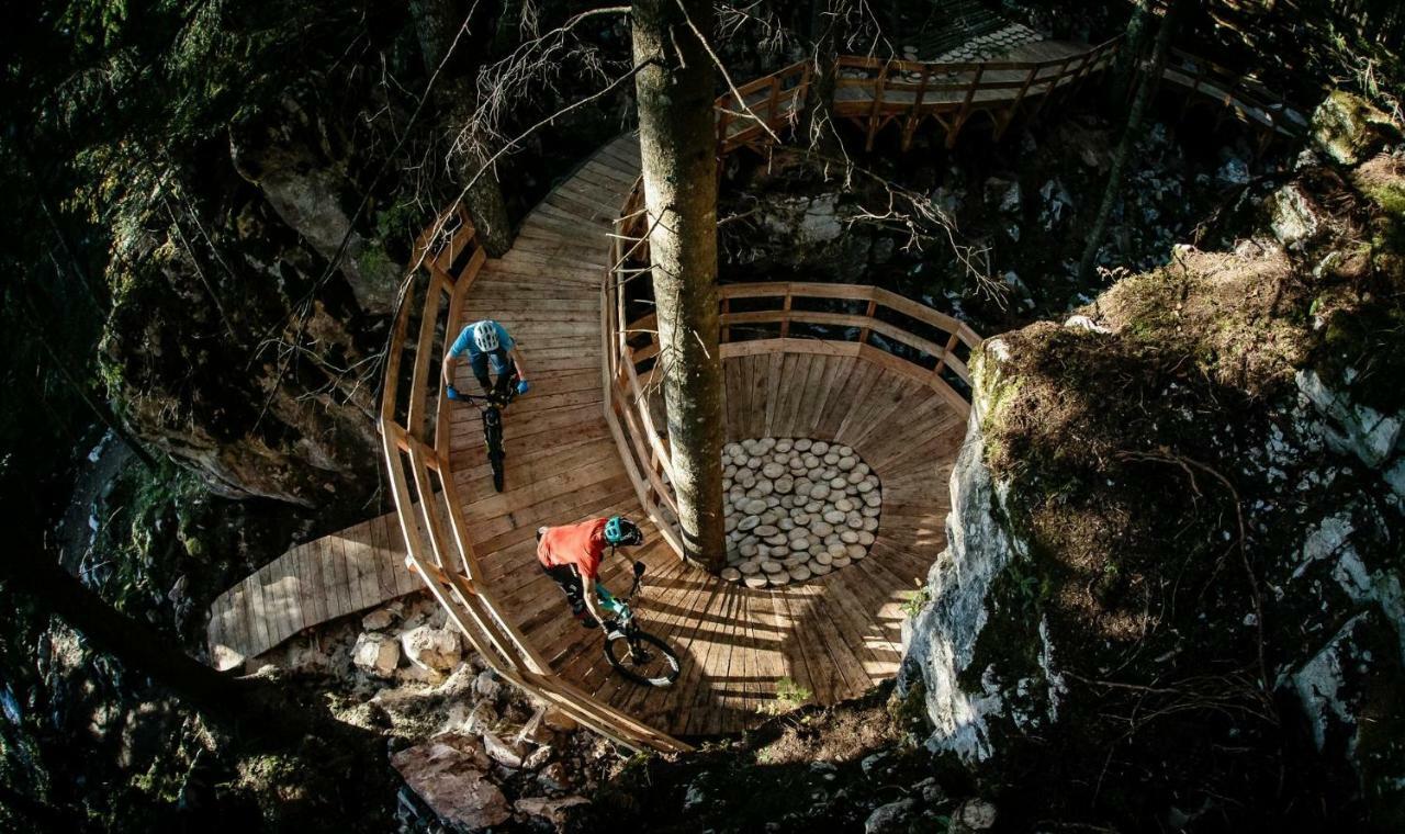 Agriturismo Ai Castioni Molveno Bagian luar foto